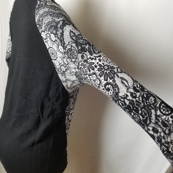 Forever 21, Love 21 Lace look Sweater - Picture 2 of 4